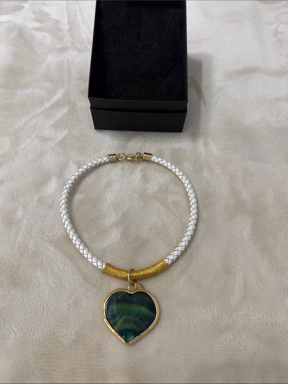 White Braided Necklace with Green 💚Heart Pendant - Gold Accent